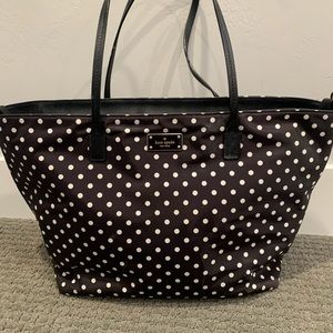 Adorable Black and white polka dot Kate spade Diaper/Baby bag. EUC!